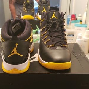 Air Jordan prime flight